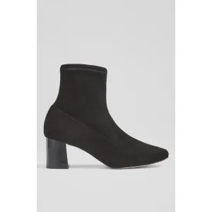 AMIRA ANKLE BOOTS