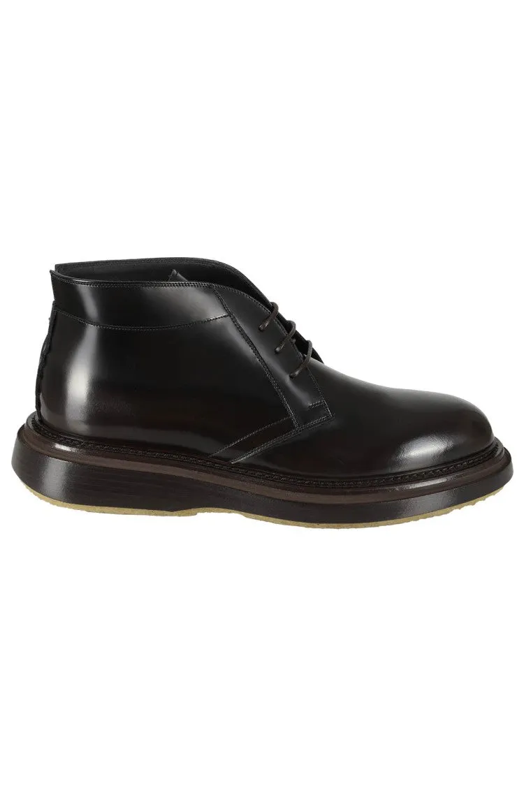 Brushed Leather Lace-Up Boots With Durable Sole