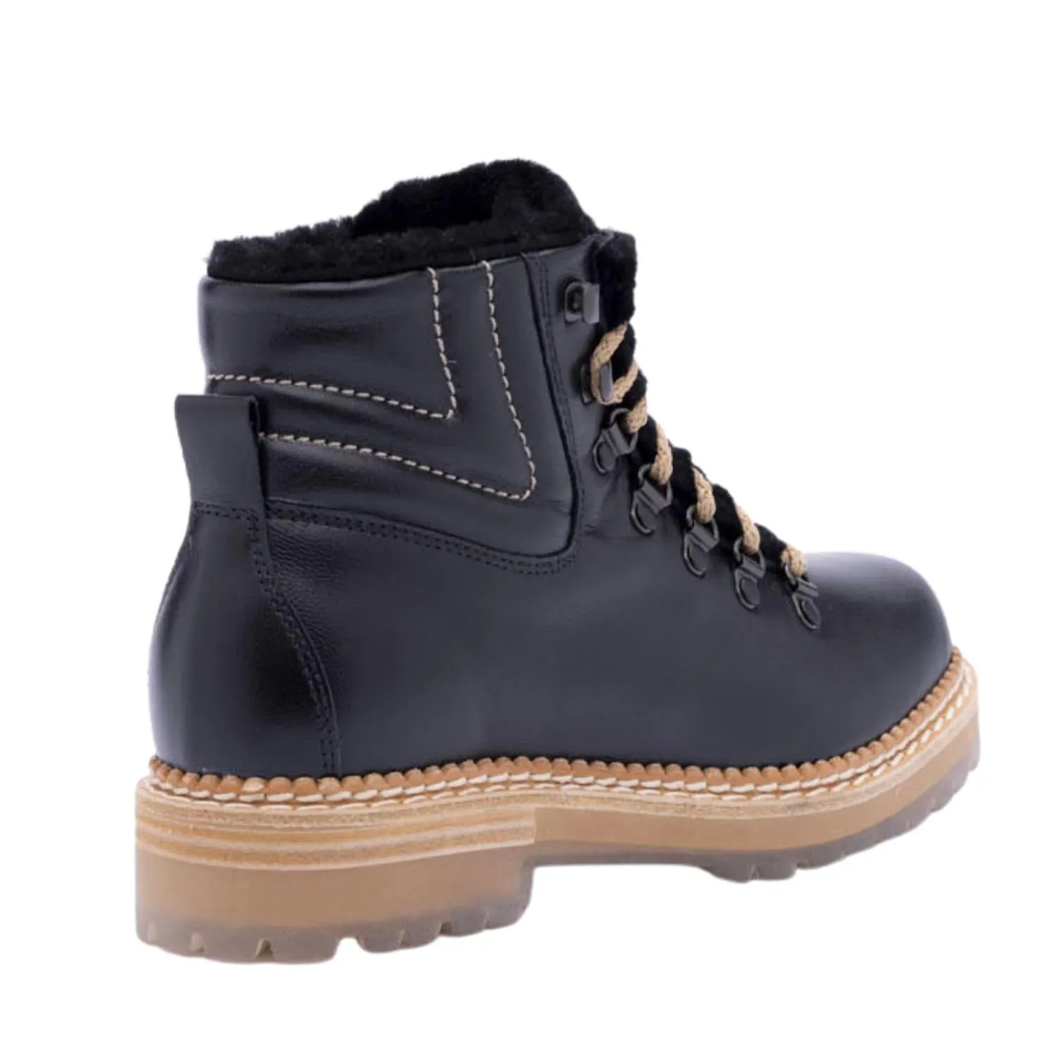 Camelia Hiking Boot In Black