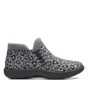 Clarks Adella Pine in Grey Synthetic