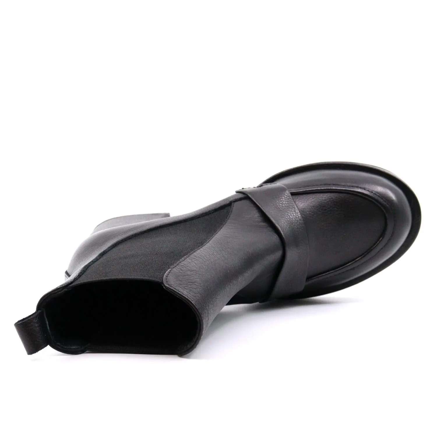 Dalton Heeled Boot In Black