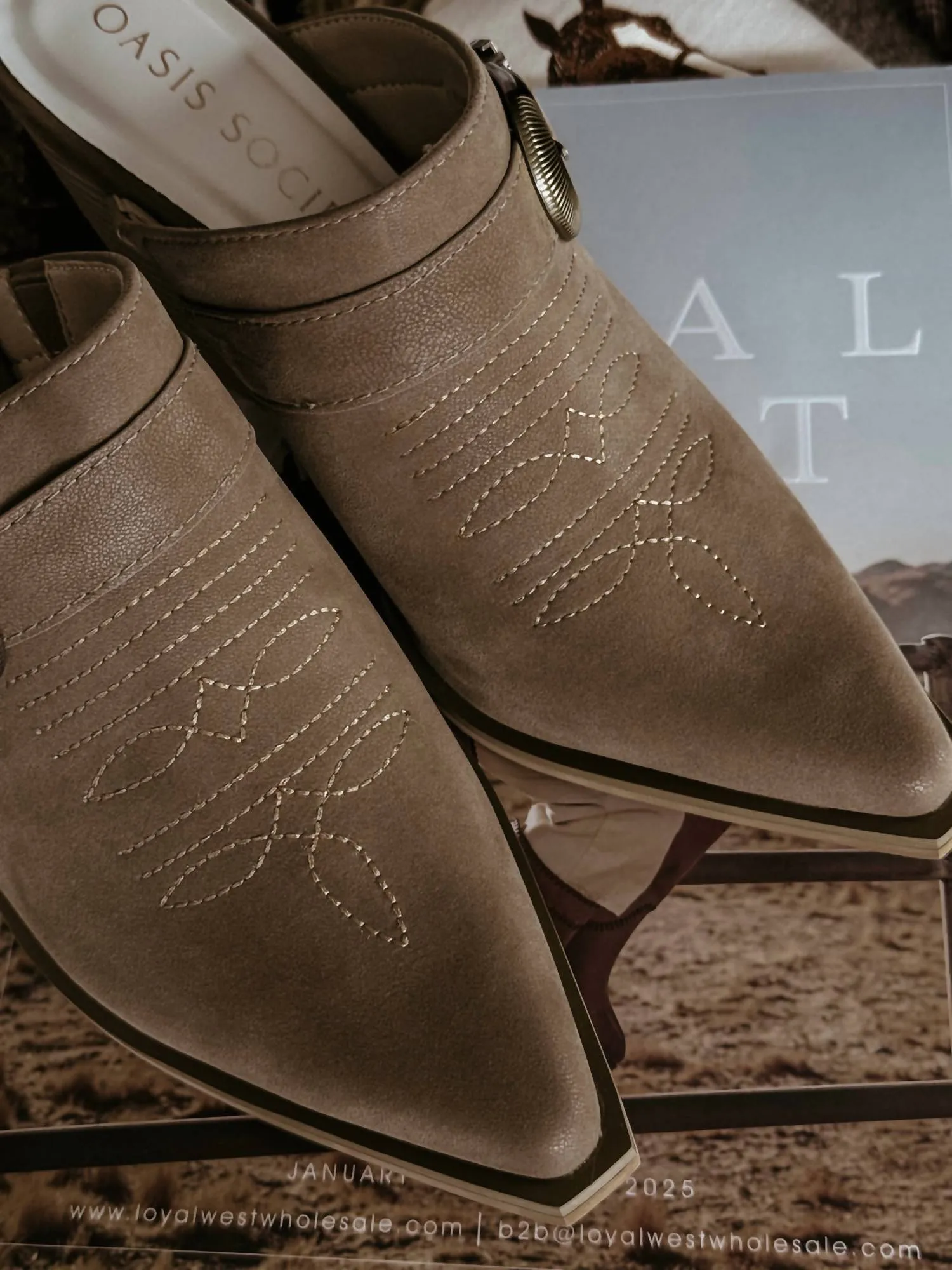 Dixie Mule In Dark Taupe