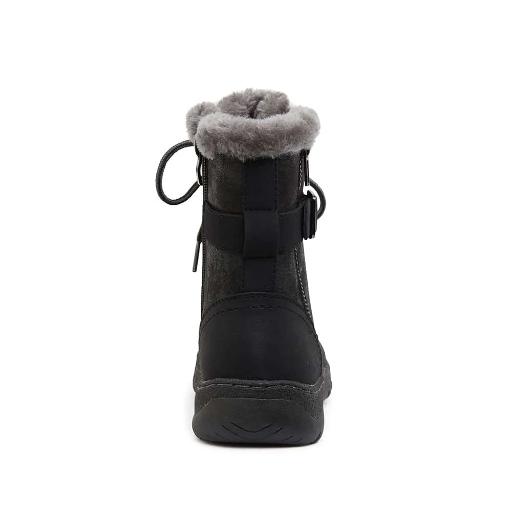 Elf Boot in Black Smooth