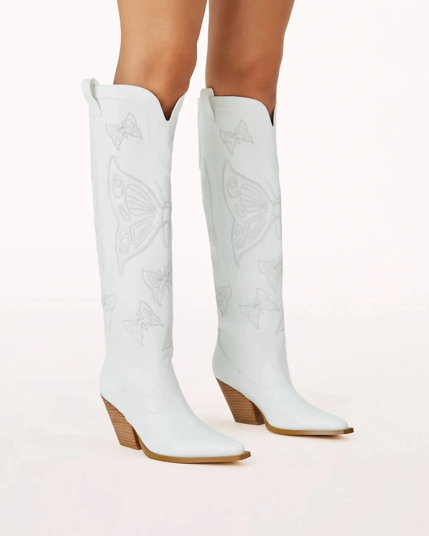 Emina Cowboy Boots In White
