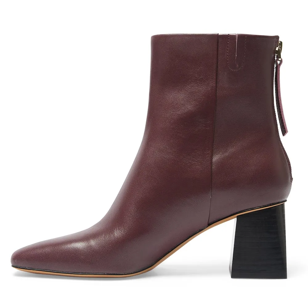 Kade Boot in Burgundy Leather