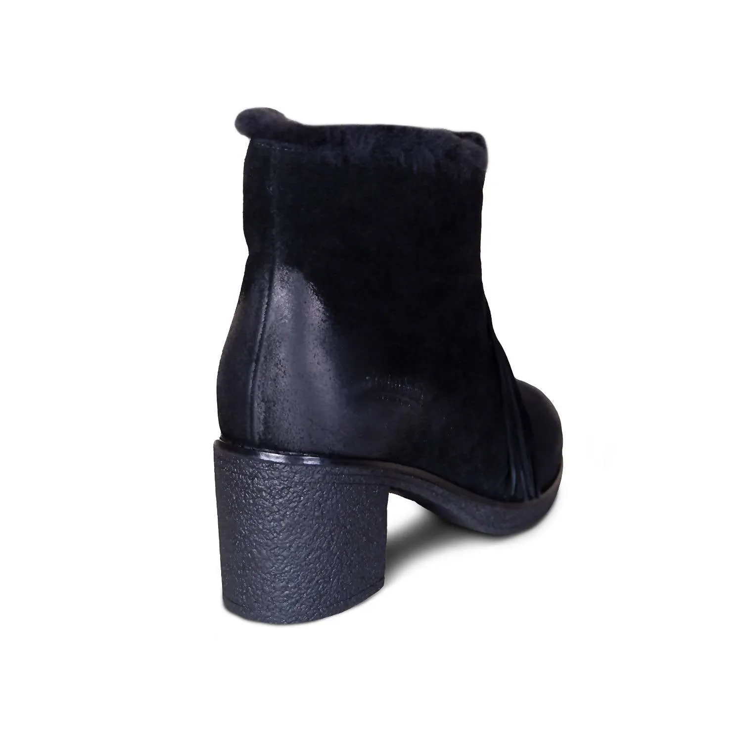 Ladies Madison Sheepskin Boot In Black