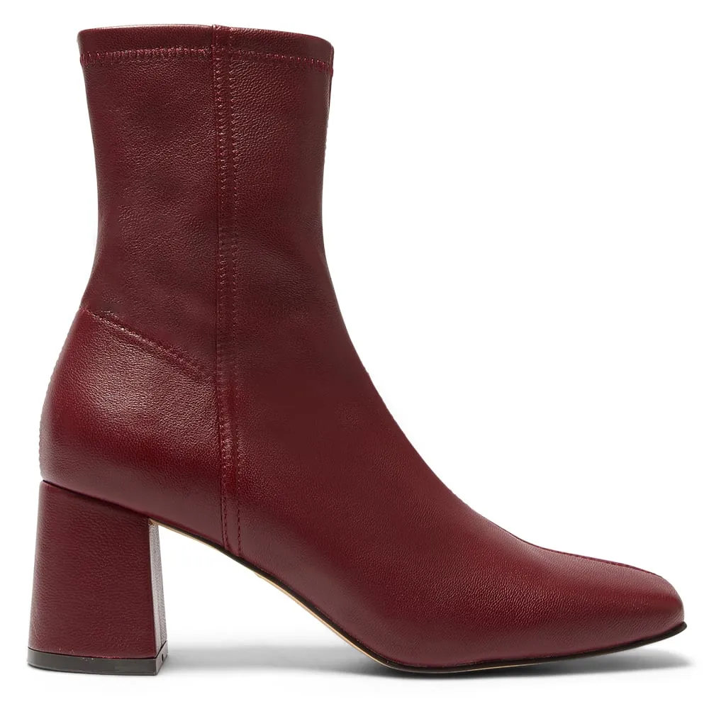 Lantana Boot in Wine Stretch Glove Leather