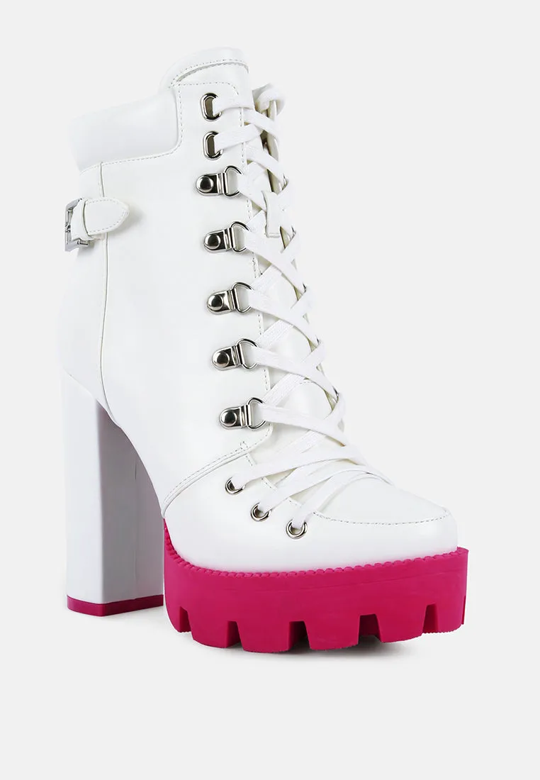 larch cushion collared biker boots