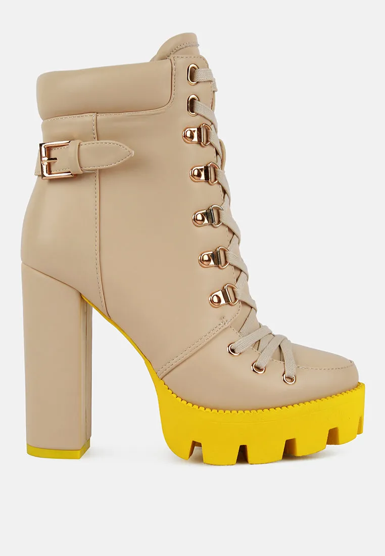 larch cushion collared biker boots