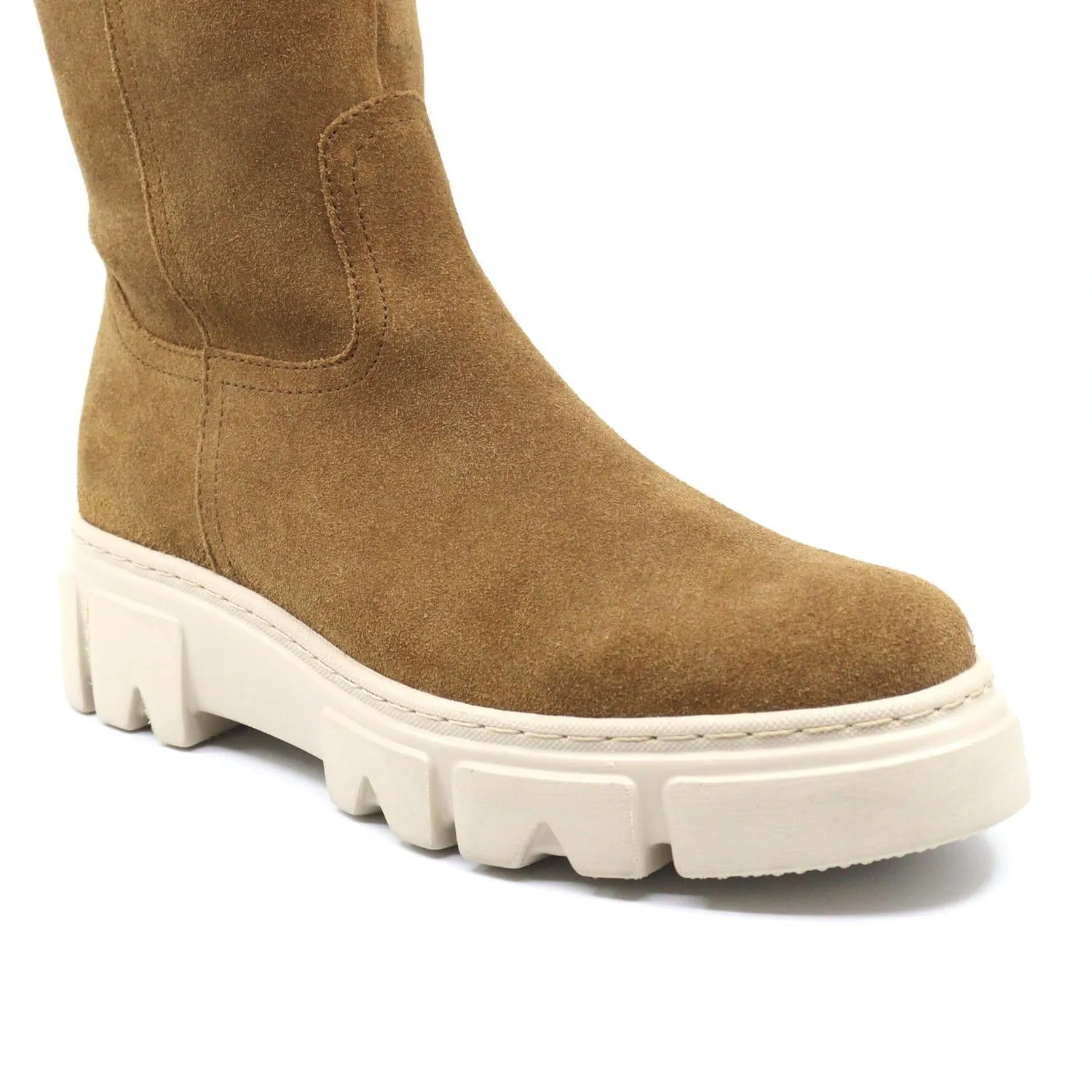 Luxurious Suede Knee-High Boots In Brown