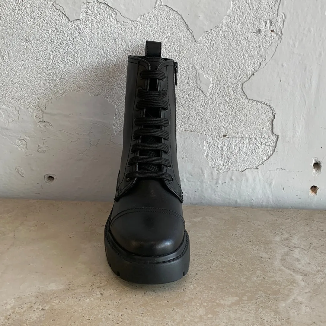 Unisa Juliet Black
