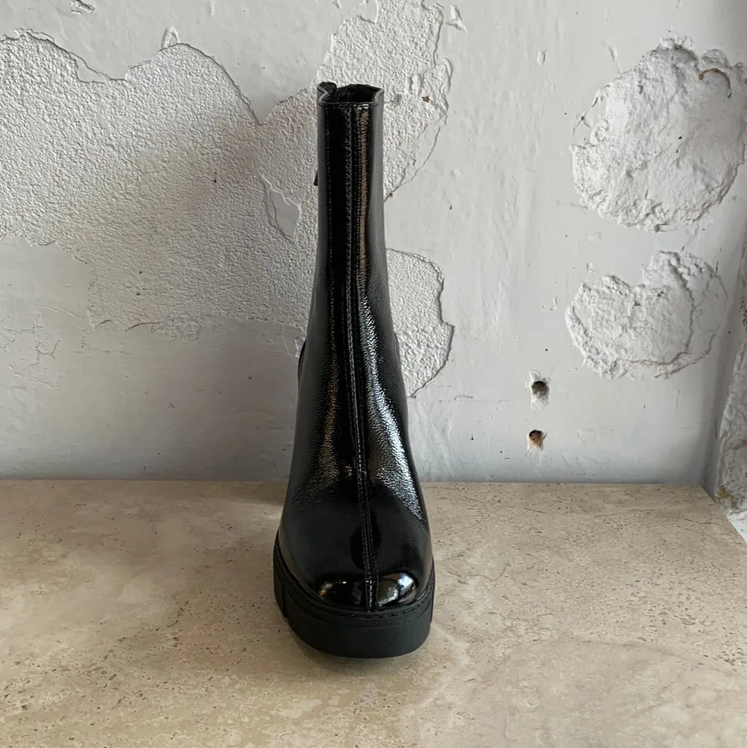 Unisa Kosar Patent Black