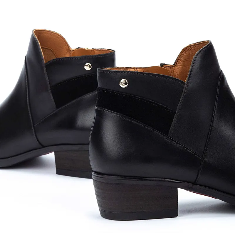 Women's Daroca Black