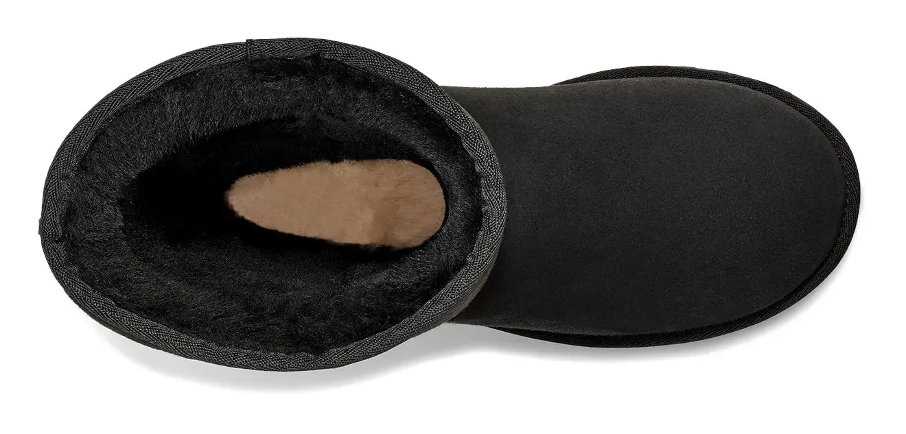 Womens UGG Classic Tall II  Timeless Comfort & Style